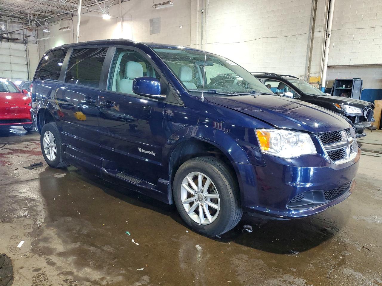 2015 DODGE GRAND CARAVAN SXT — снимка 4