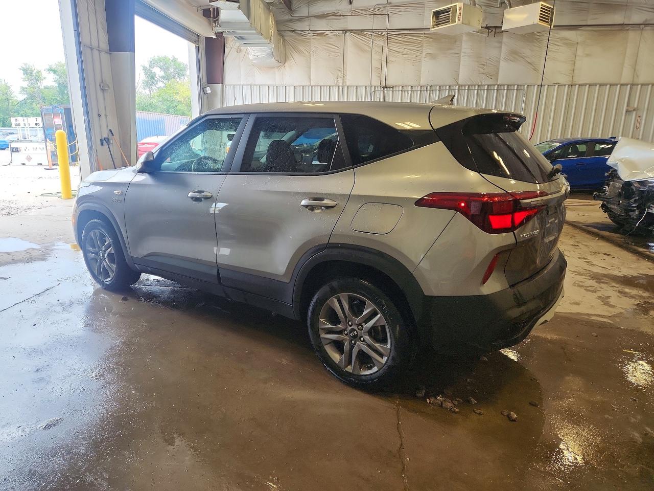 2021 KIA SELTOS LX — снимка 2
