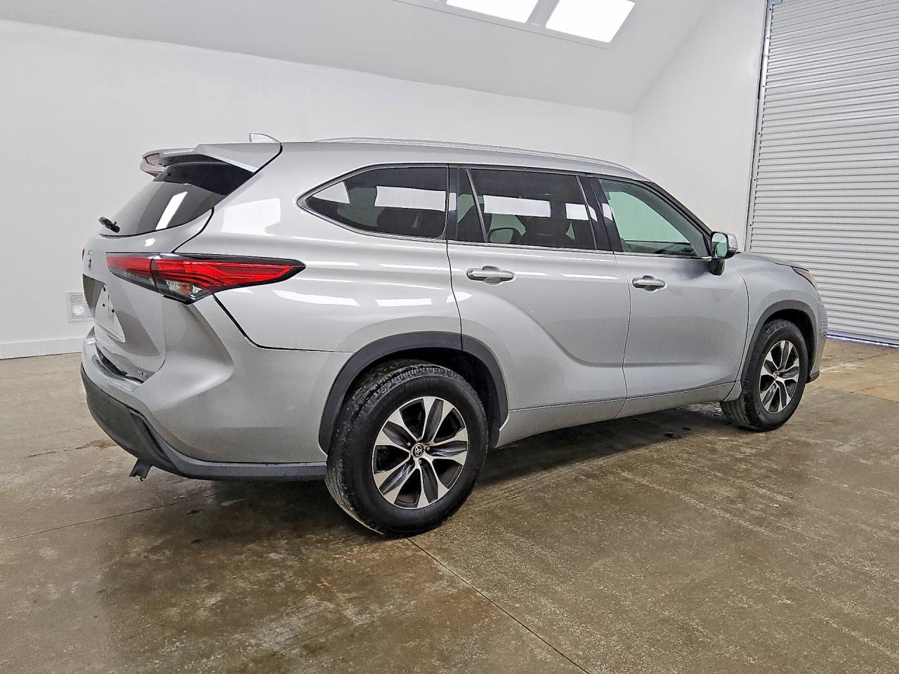2020 TOYOTA HIGHLANDER XLE — снимка 3