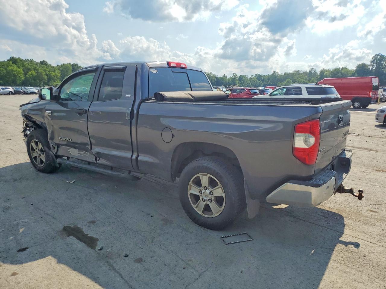 2015 TOYOTA TUNDRA SR5 — снимка 2