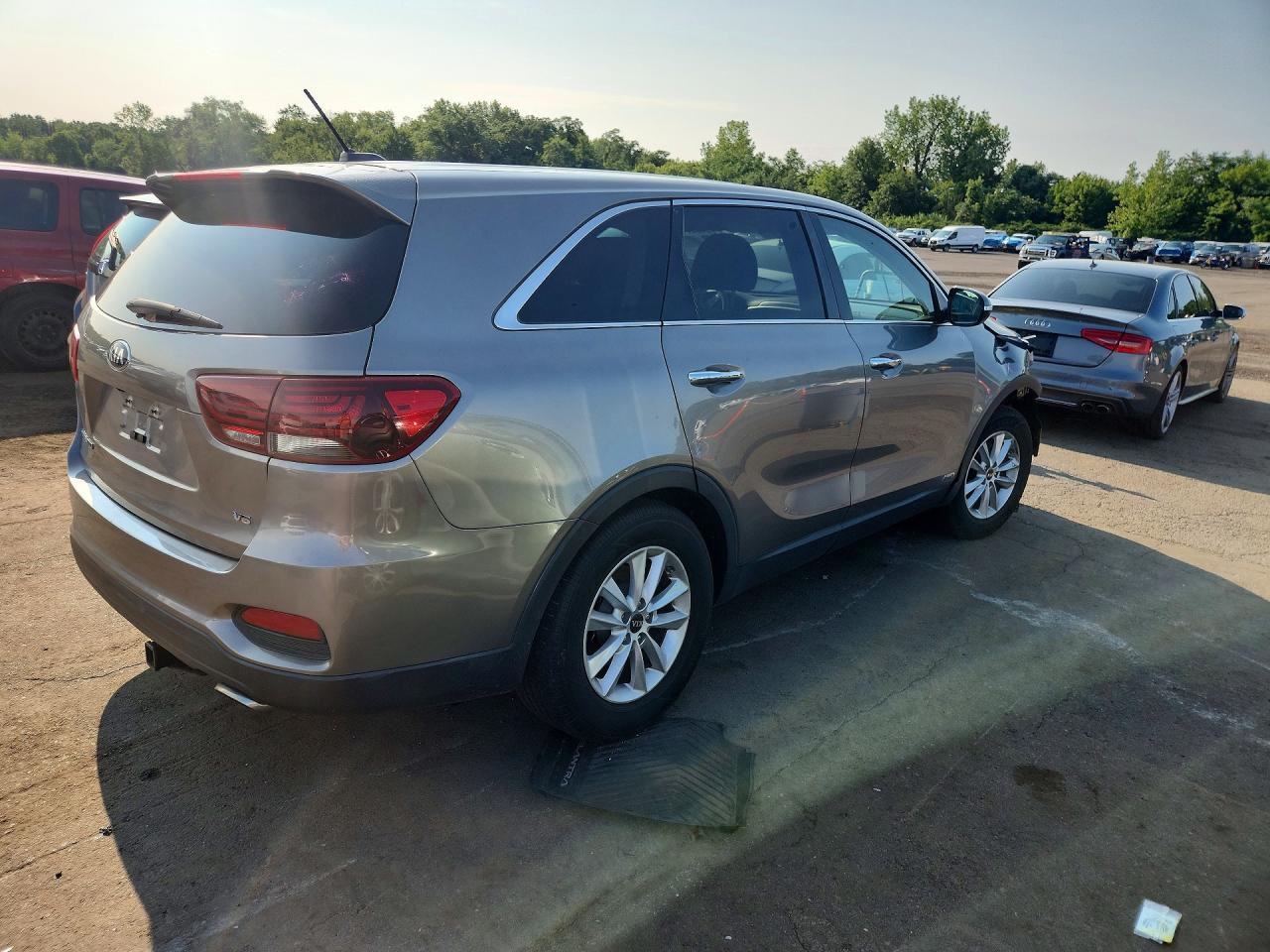 2019 KIA SORENTO LX V6 — снимка 4