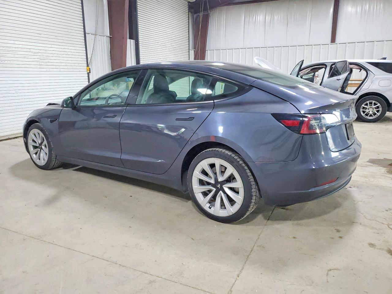 2022 TESLA MODEL 3 — снимка 2