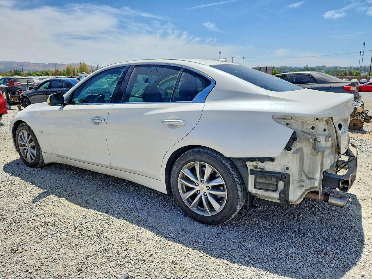 2017 INFINITI Q50 3.0T PREMIUM — снимка 2