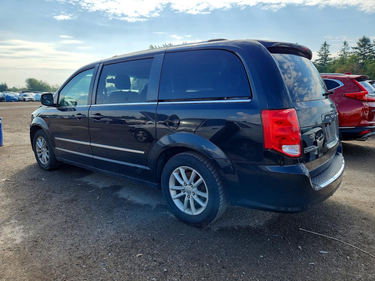 2016 DODGE GRAND CARAVAN CREW — снимка 2