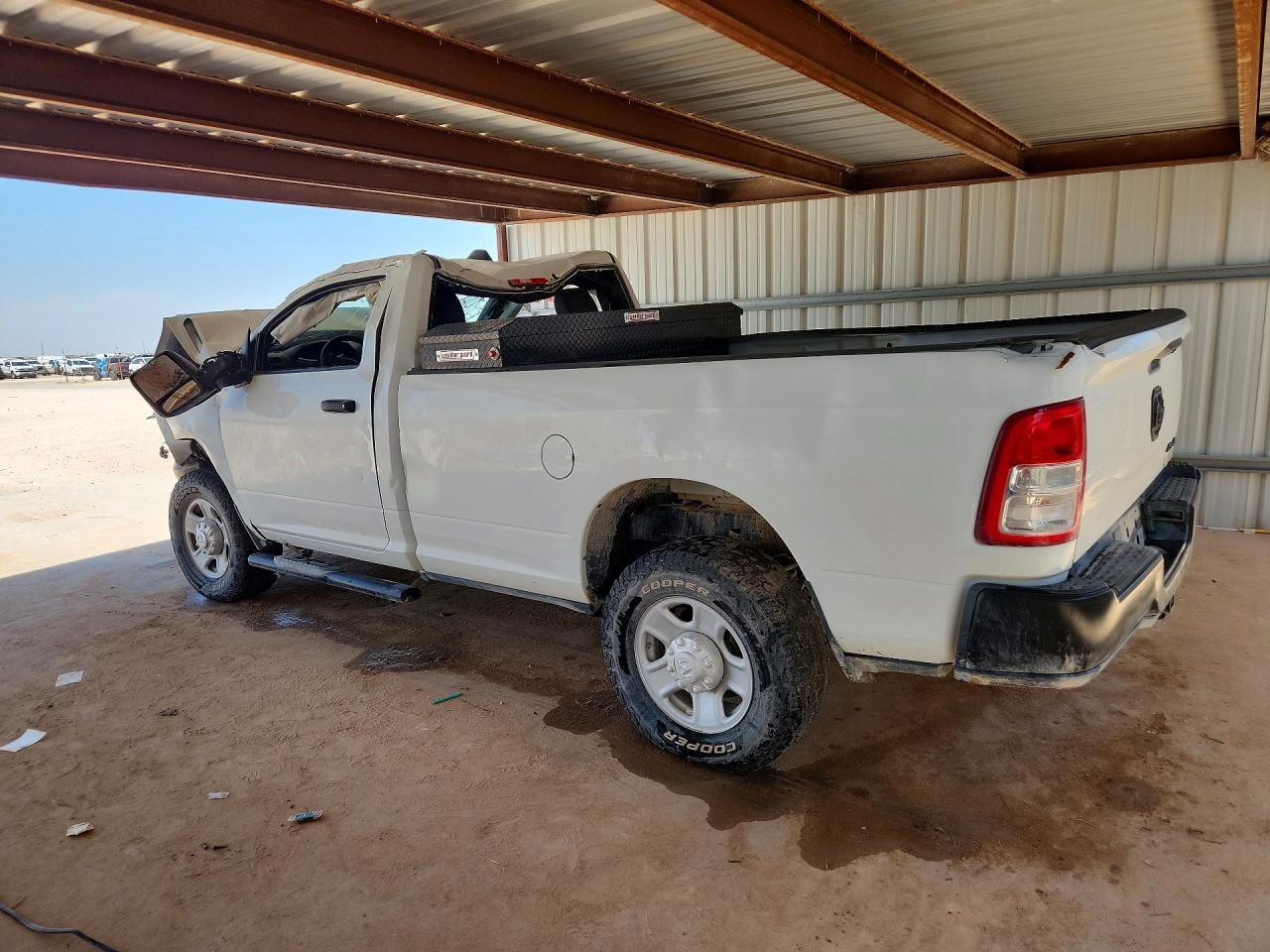 2023 RAM 2500 TRADESMAN — снимка 2