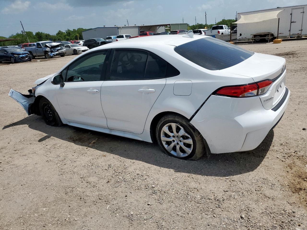 2025 TOYOTA COROLLA LE — снимка 2