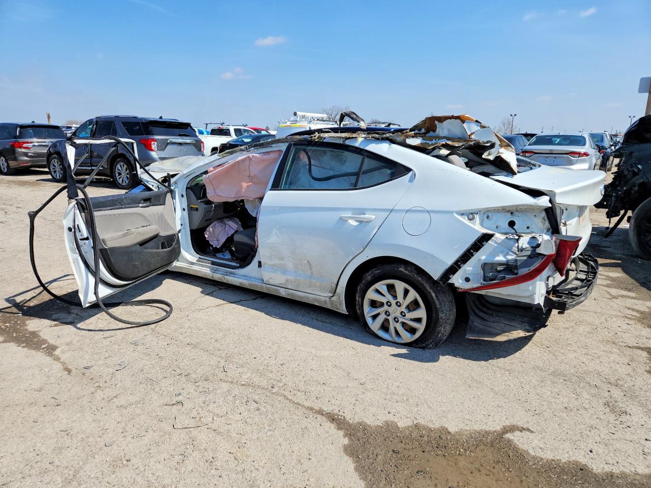 2017 HYUNDAI ELANTRA SE — снимка 2