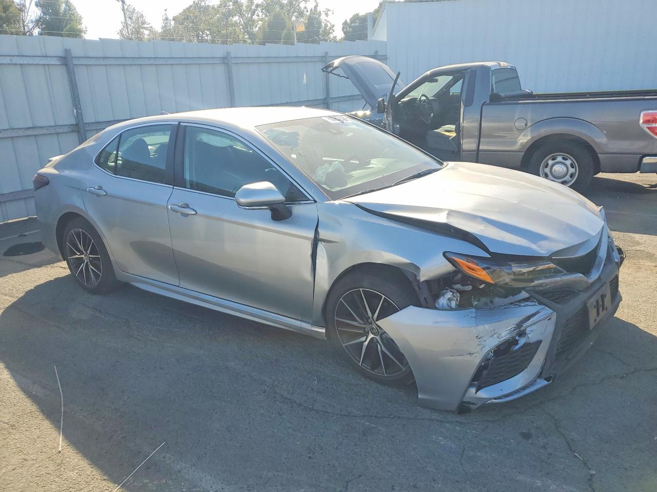 2022 TOYOTA CAMRY SE — снимка 4