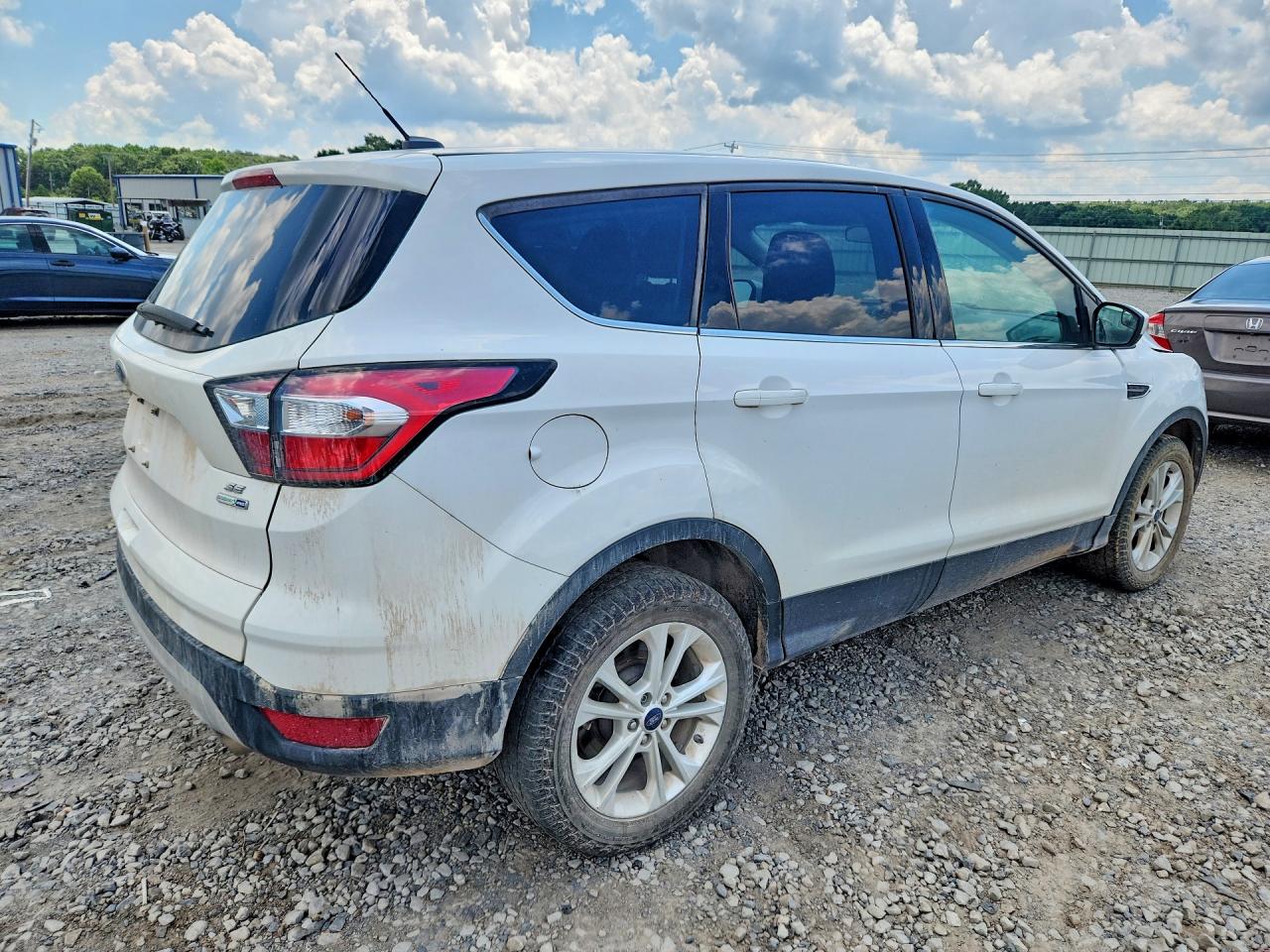 2017 FORD ESCAPE SE — снимка 3
