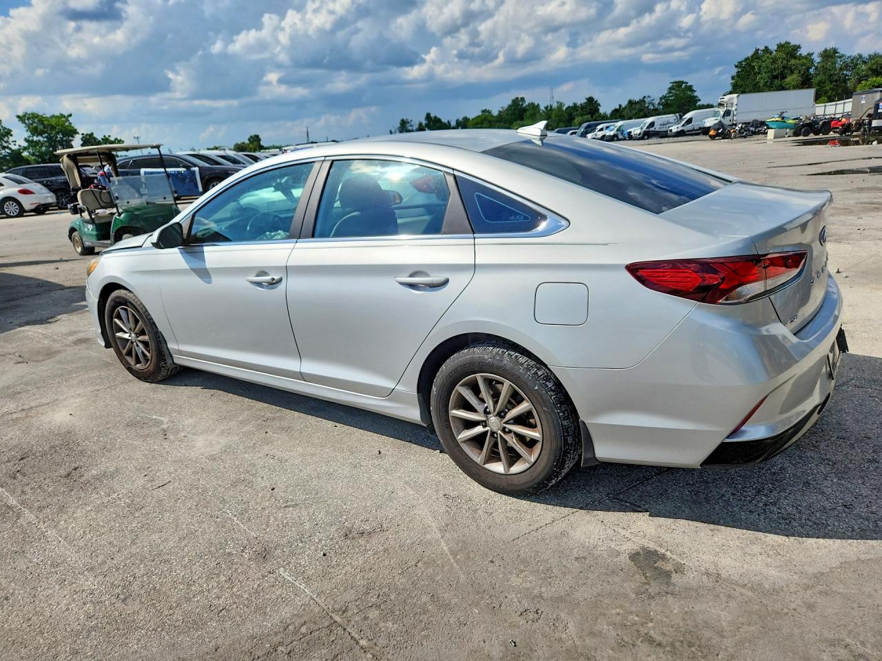 2019 HYUNDAI SONATA SE — снимка 2