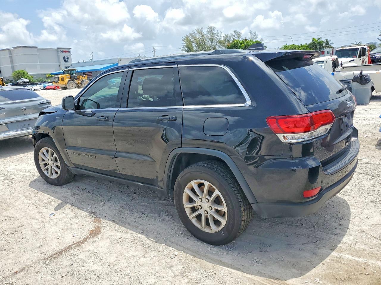2021 JEEP GRAND CHEROKEE LAREDO — снимка 2