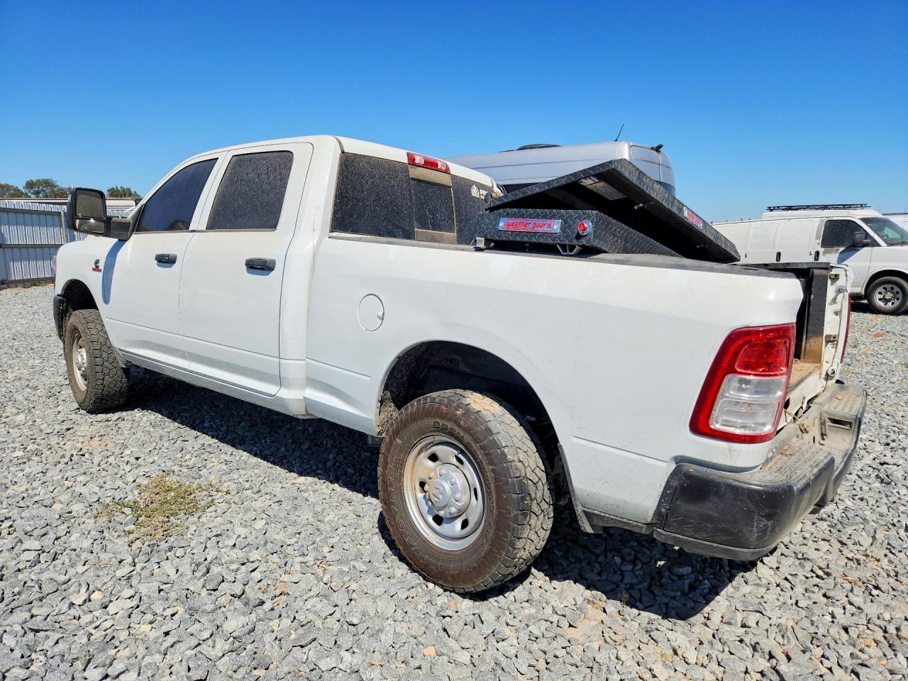 2024 RAM 2500 TRADESMAN — снимка 2