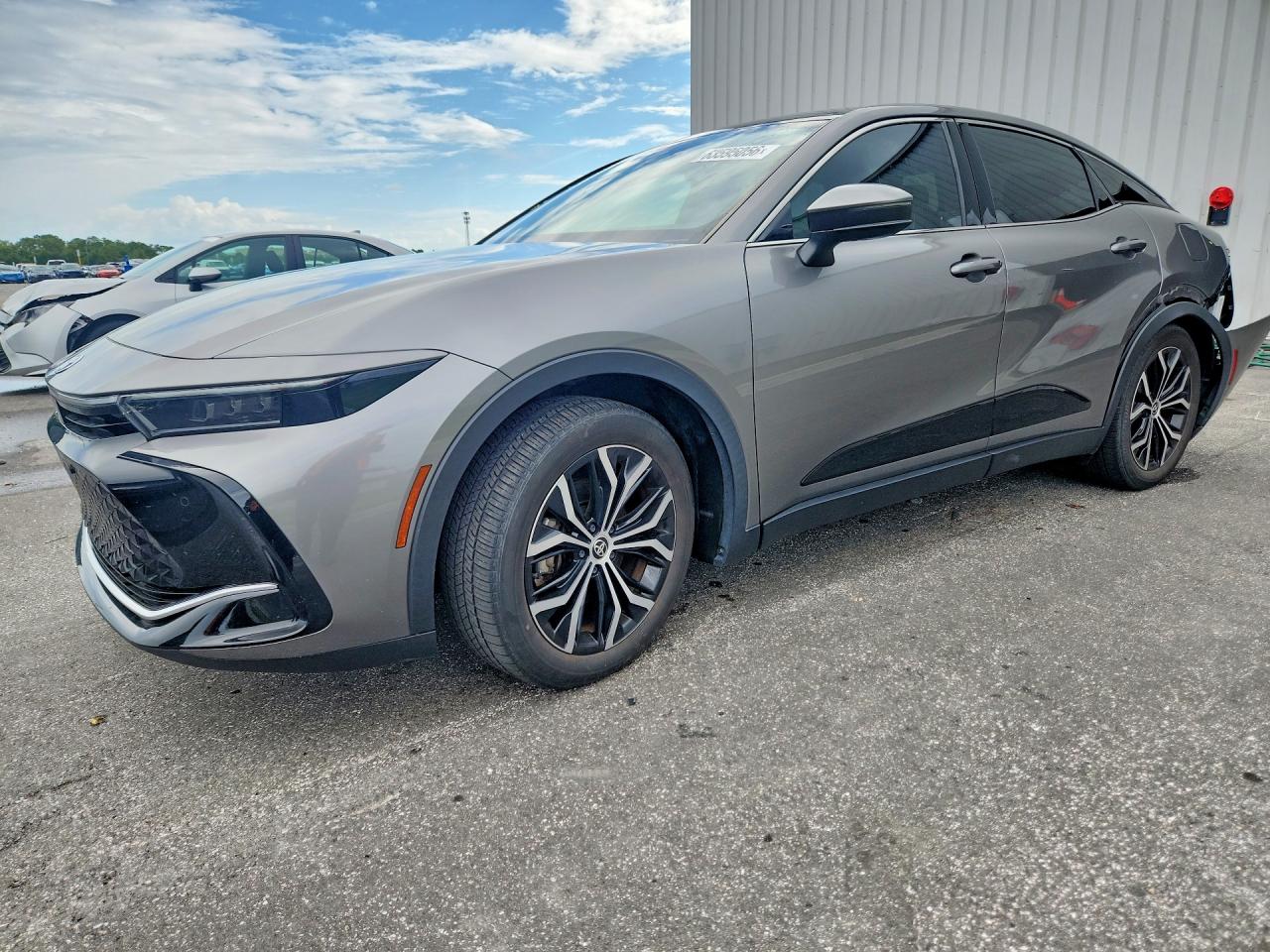 2023 TOYOTA CROWN LIMITED