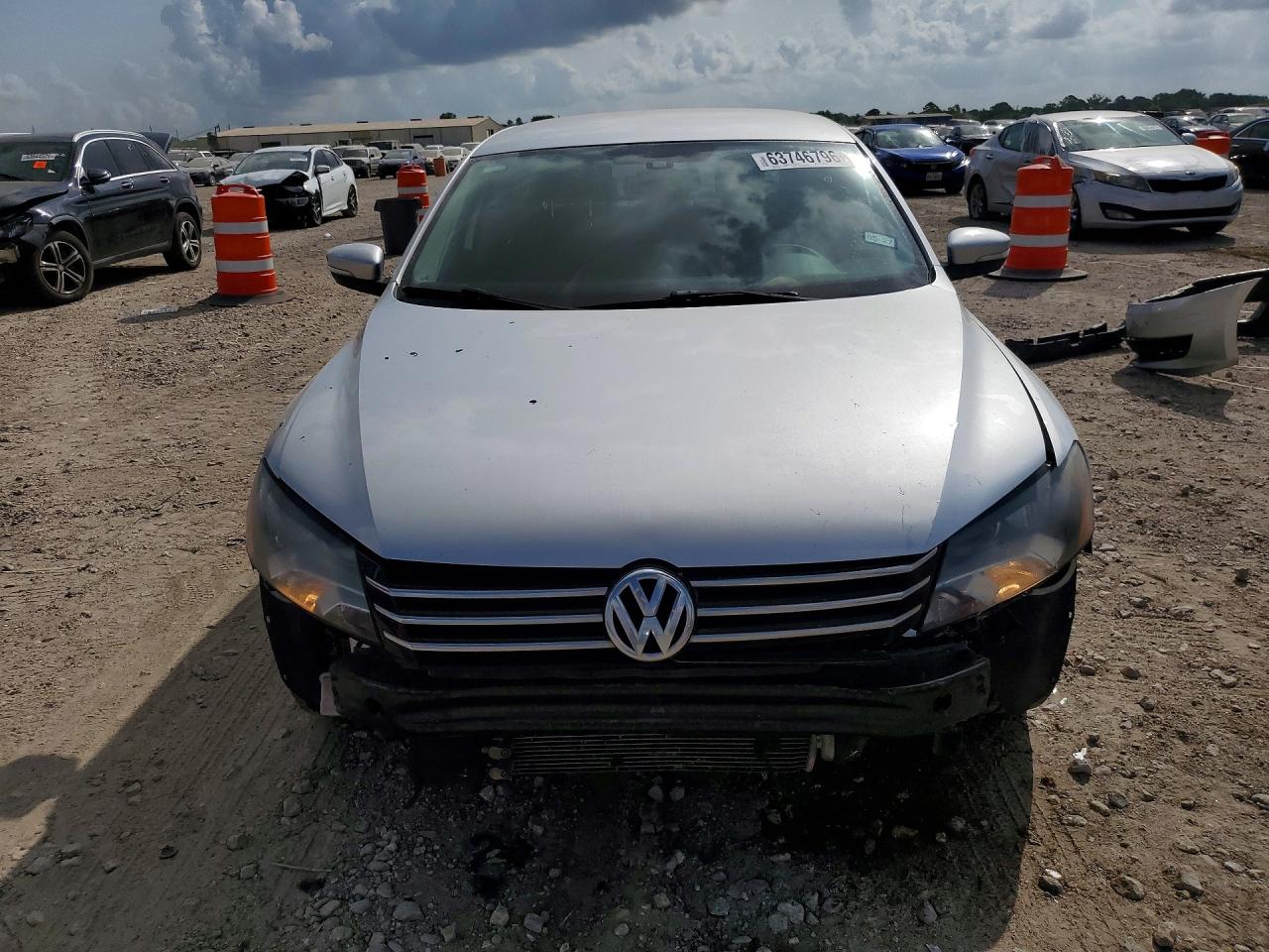 2015 VOLKSWAGEN PASSAT S — снимка 5