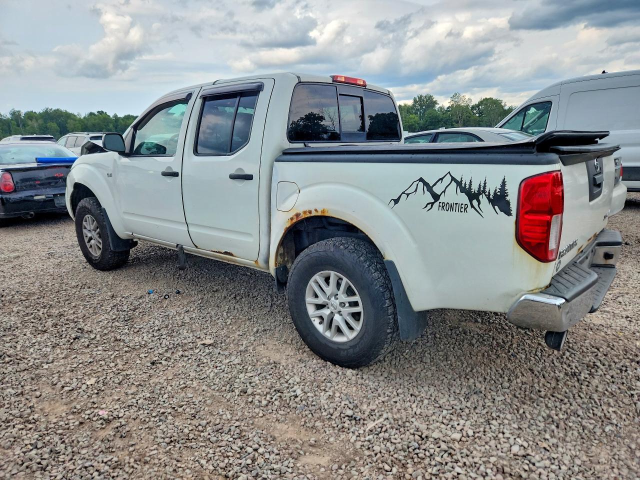 2018 NISSAN FRONTIER SV — снимка 2
