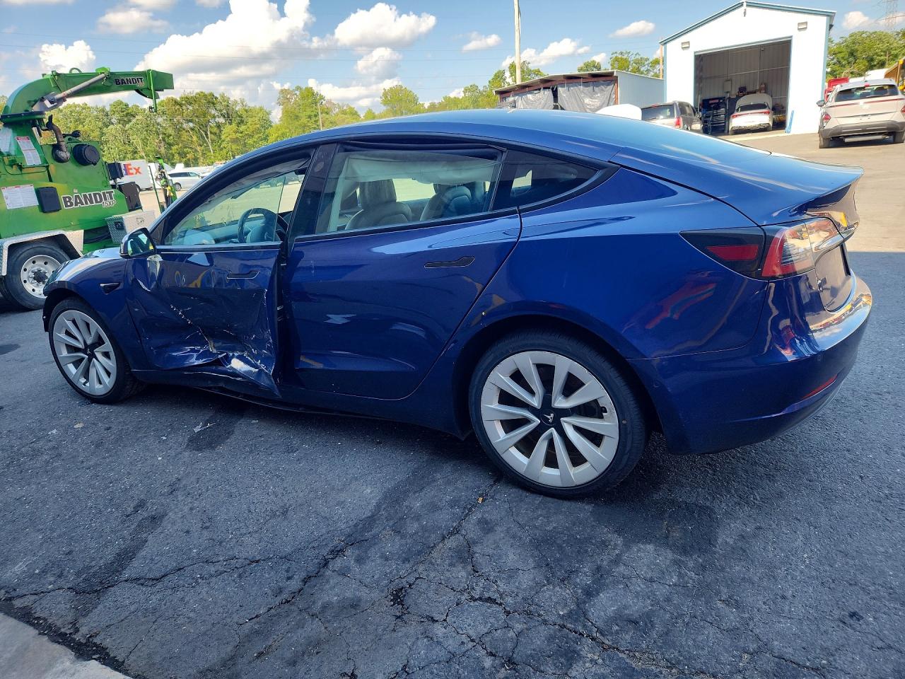 2022 TESLA MODEL 3 — снимка 2