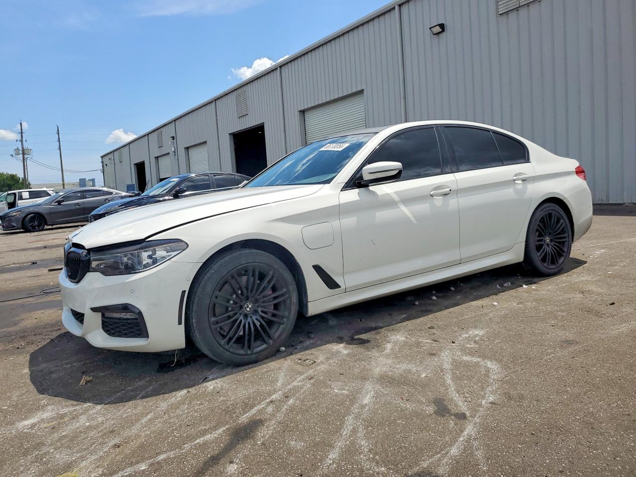 2019 BMW 530E