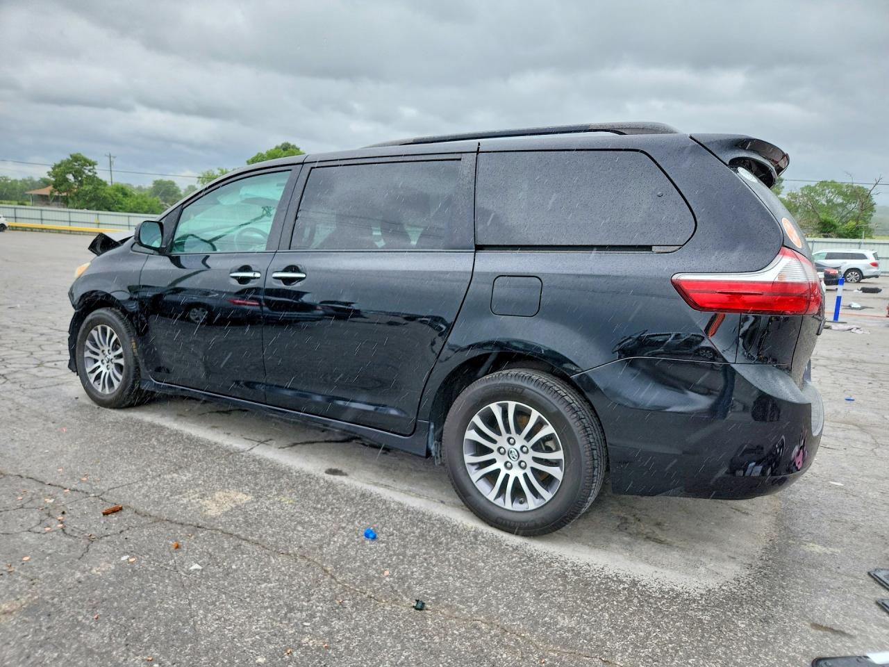 2018 TOYOTA SIENNA XLE 7-PASSENGER AUTO ACCESS SE — снимка 2