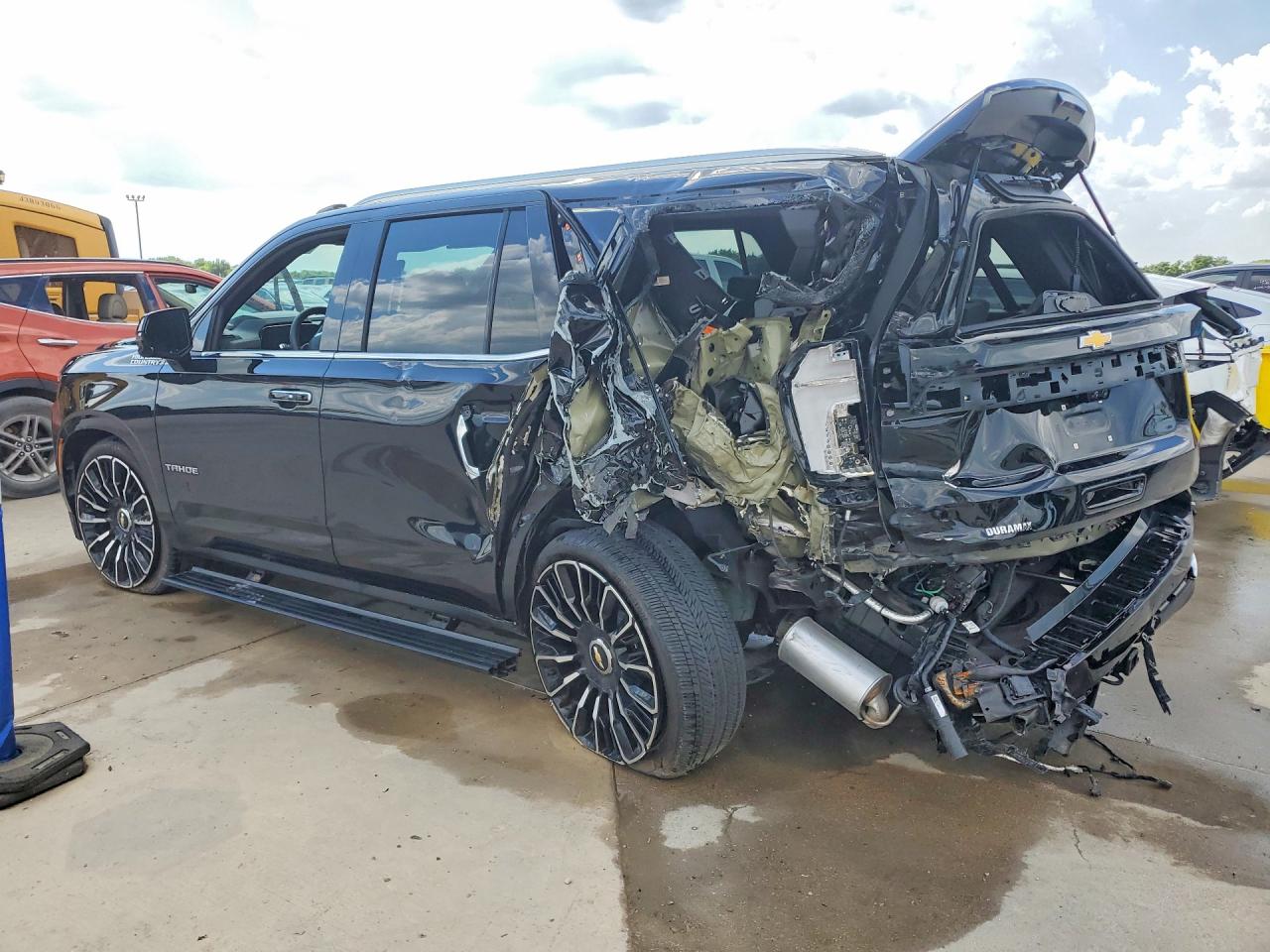 2025 CHEVROLET TAHOE K1500 HIGH COUNTRY — снимка 2
