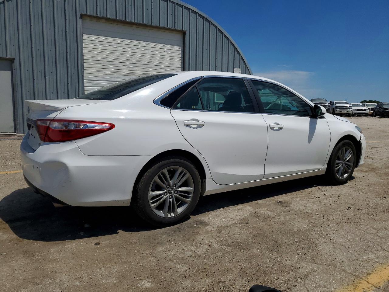 2017 TOYOTA CAMRY SE — снимка 3