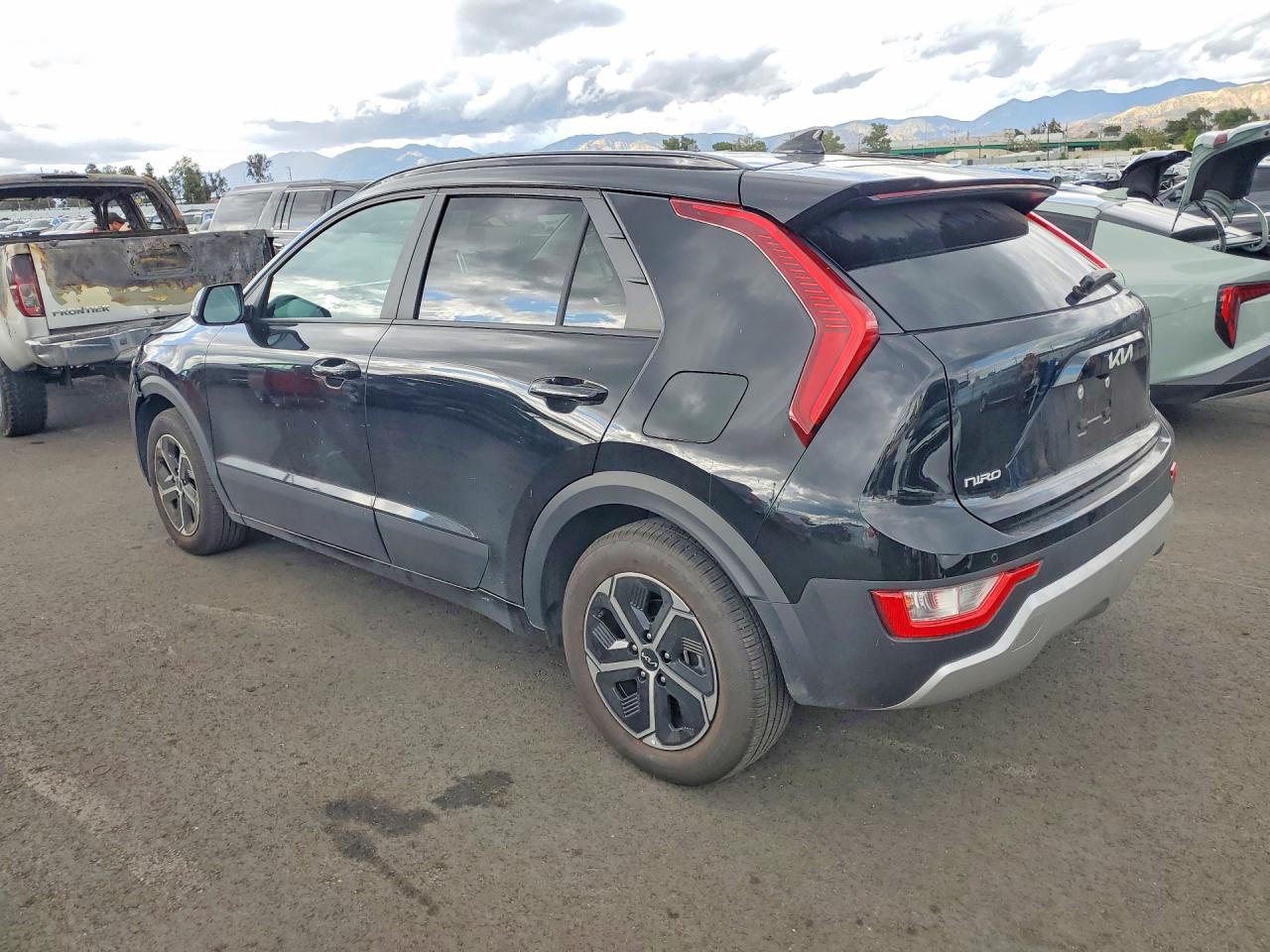 2026 KIA NIRO EX — снимка 2