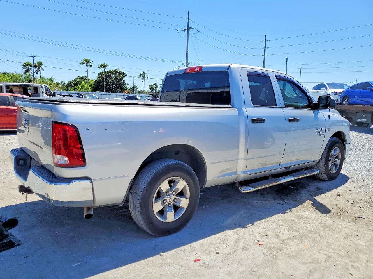 2019 RAM 1500 CLASSIC TRADESMAN — снимка 3