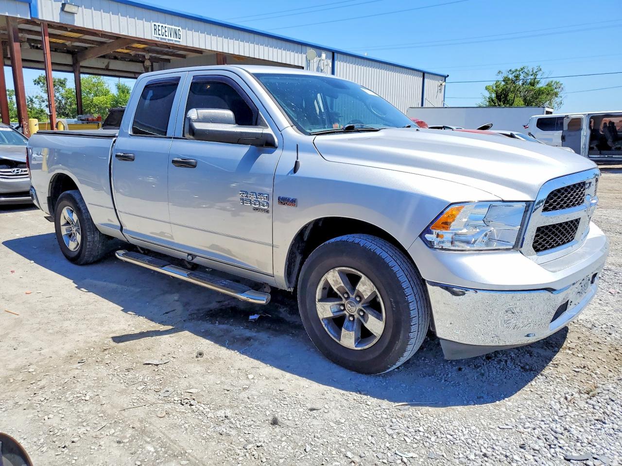 2019 RAM 1500 CLASSIC TRADESMAN — снимка 4