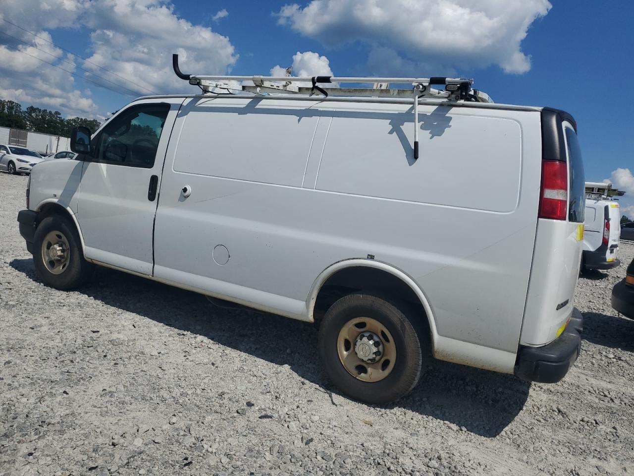 2018 CHEVROLET EXPRESS G2500 — снимка 2