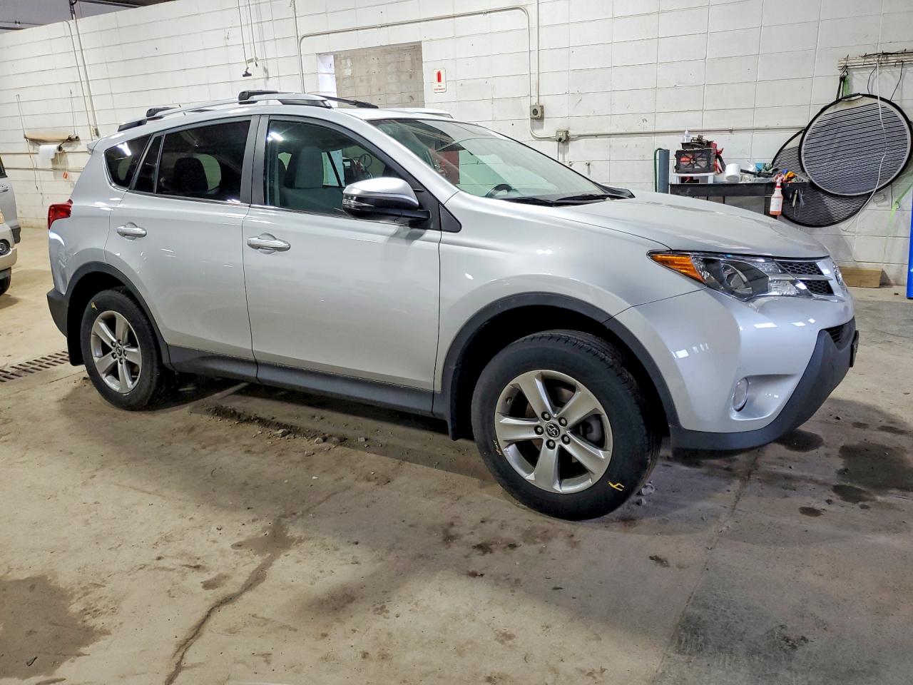 2015 TOYOTA RAV4 XLE — снимка 4