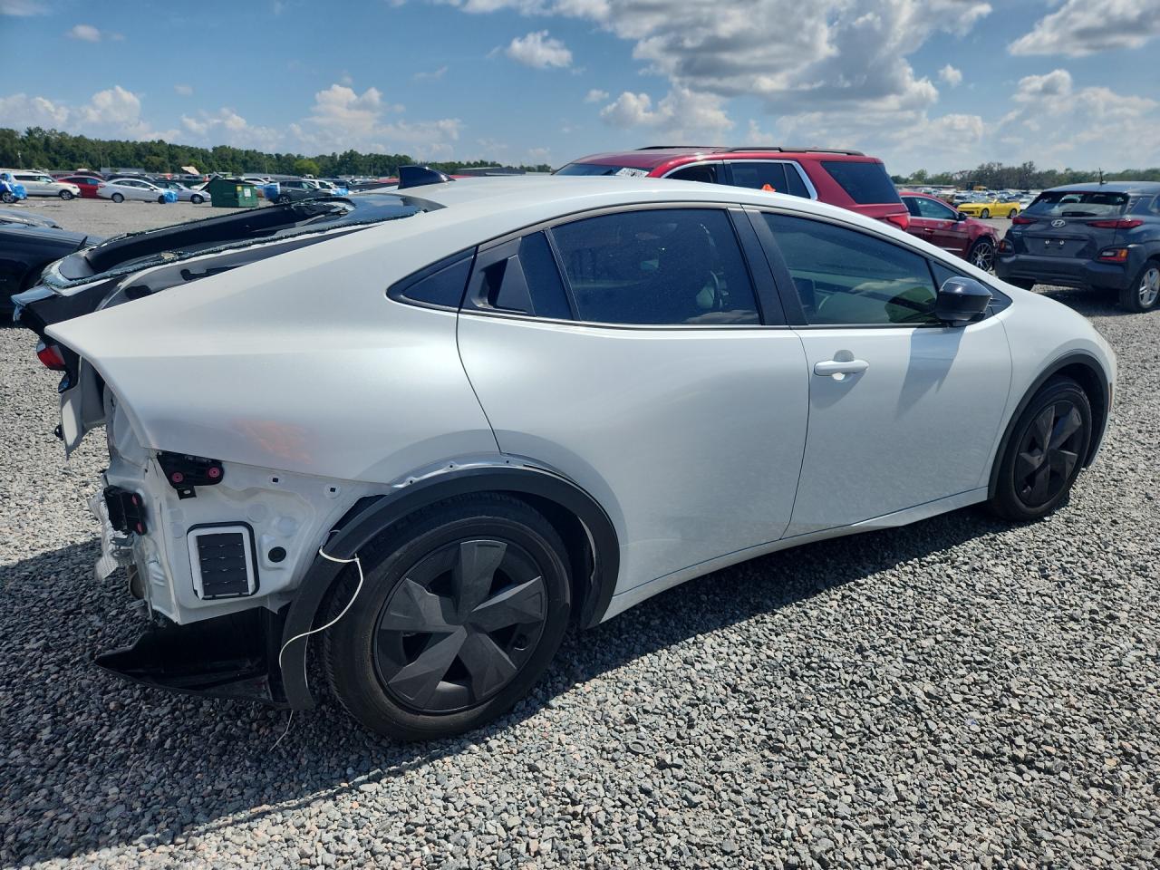 2026 TOYOTA PRIUS LE — снимка 3