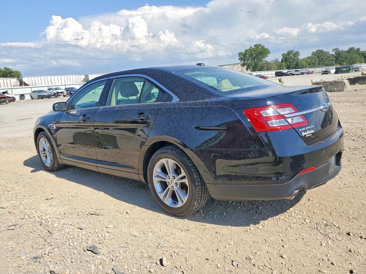 2016 FORD TAURUS SEL — снимка 2