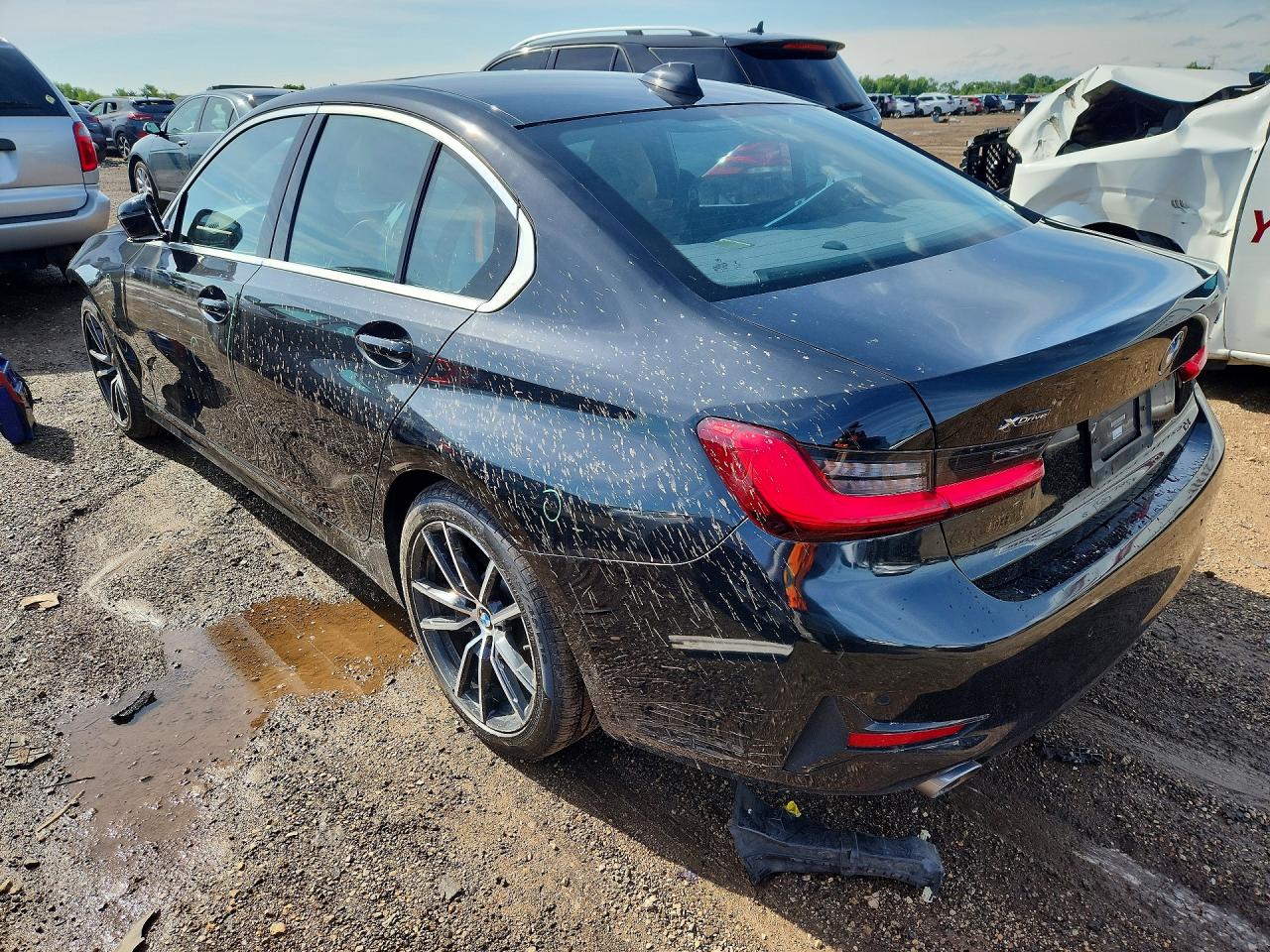 2019 BMW 330XI — снимка 2