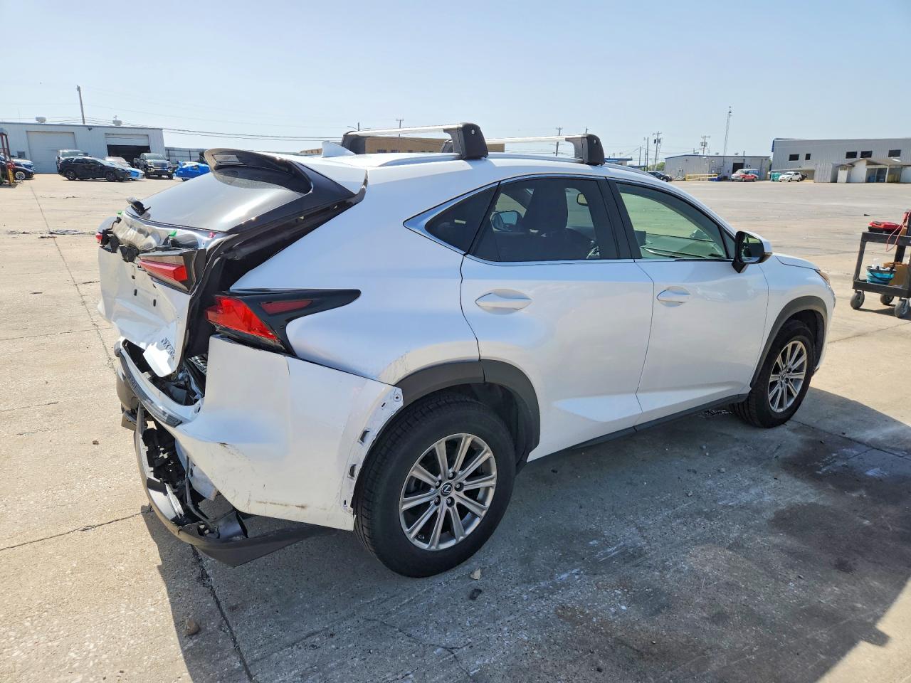 2019 LEXUS NX 300 BASE — снимка 3