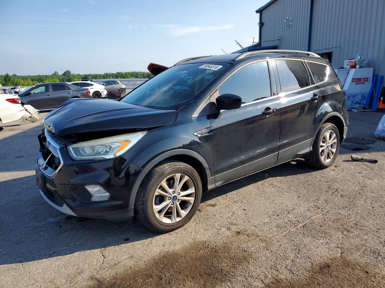 2017 FORD ESCAPE SE