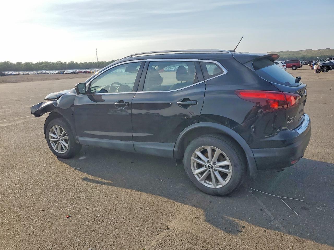 2019 NISSAN ROGUE SPORT SV — снимка 2