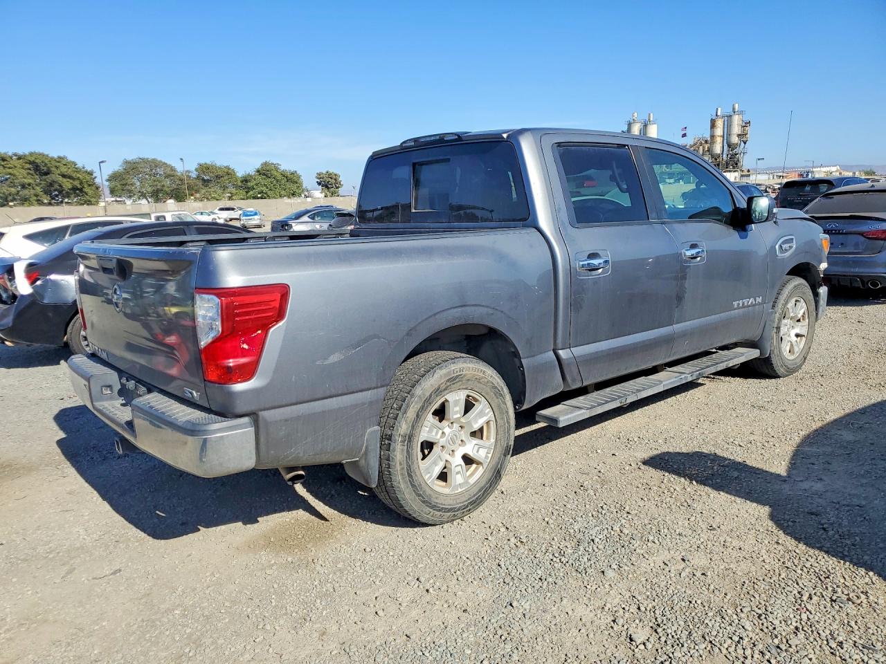 2017 NISSAN TITAN S — снимка 3