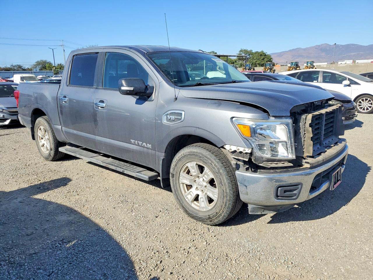 2017 NISSAN TITAN S — снимка 4