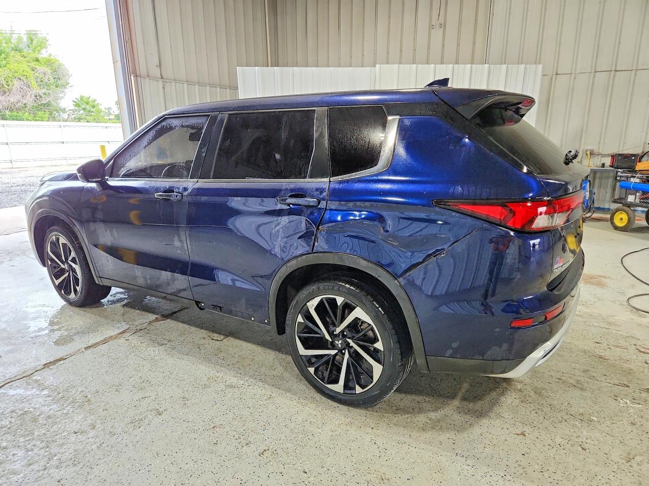 2023 MITSUBISHI OUTLANDER SE — снимка 2