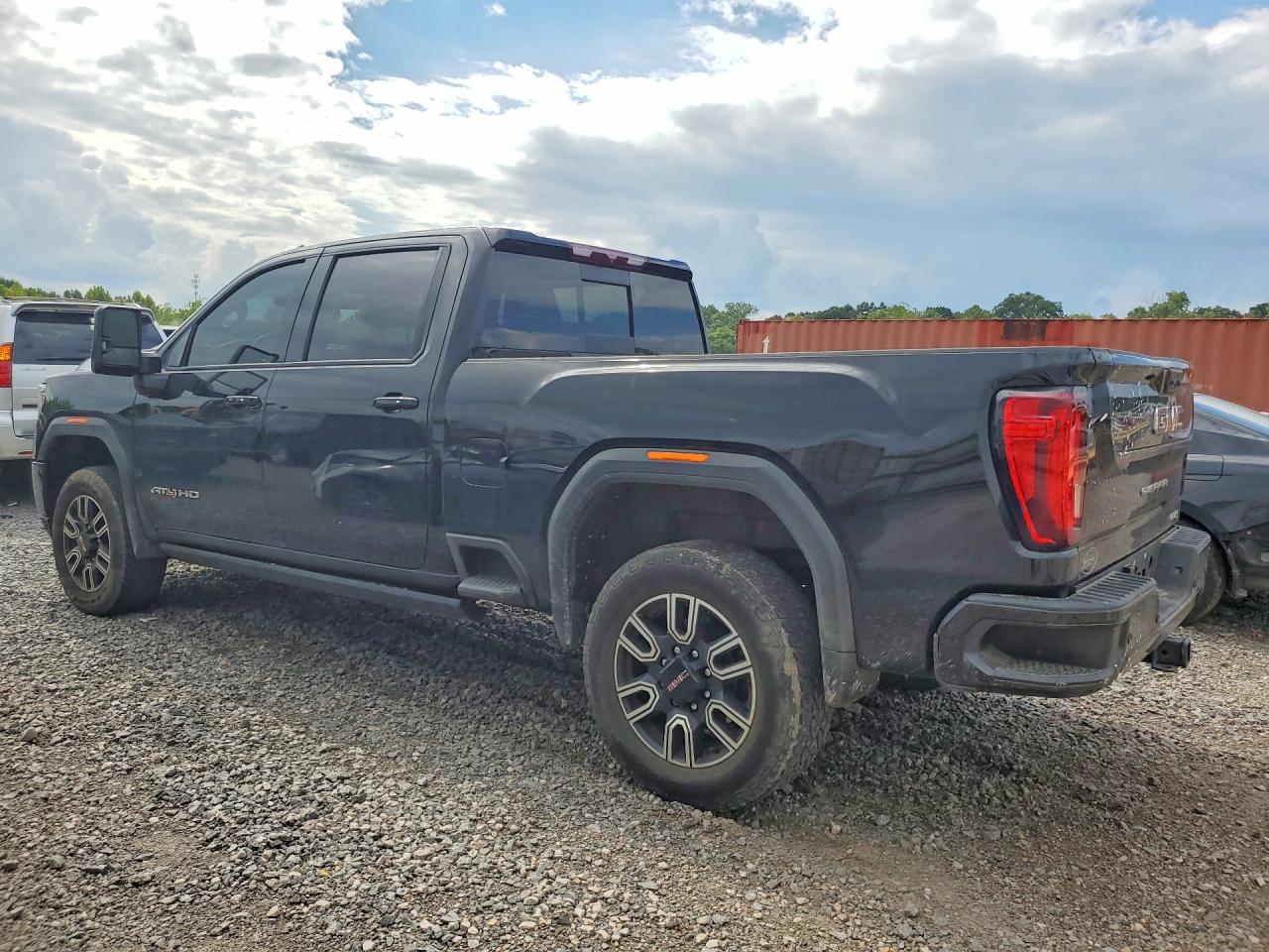 2023 GMC SIERRA K2500 AT4 — снимка 2
