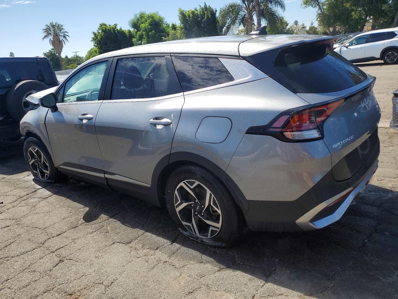 2023 KIA SPORTAGE LX — снимка 2