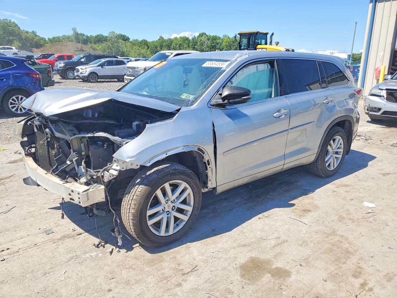 2015 TOYOTA HIGHLANDER LE