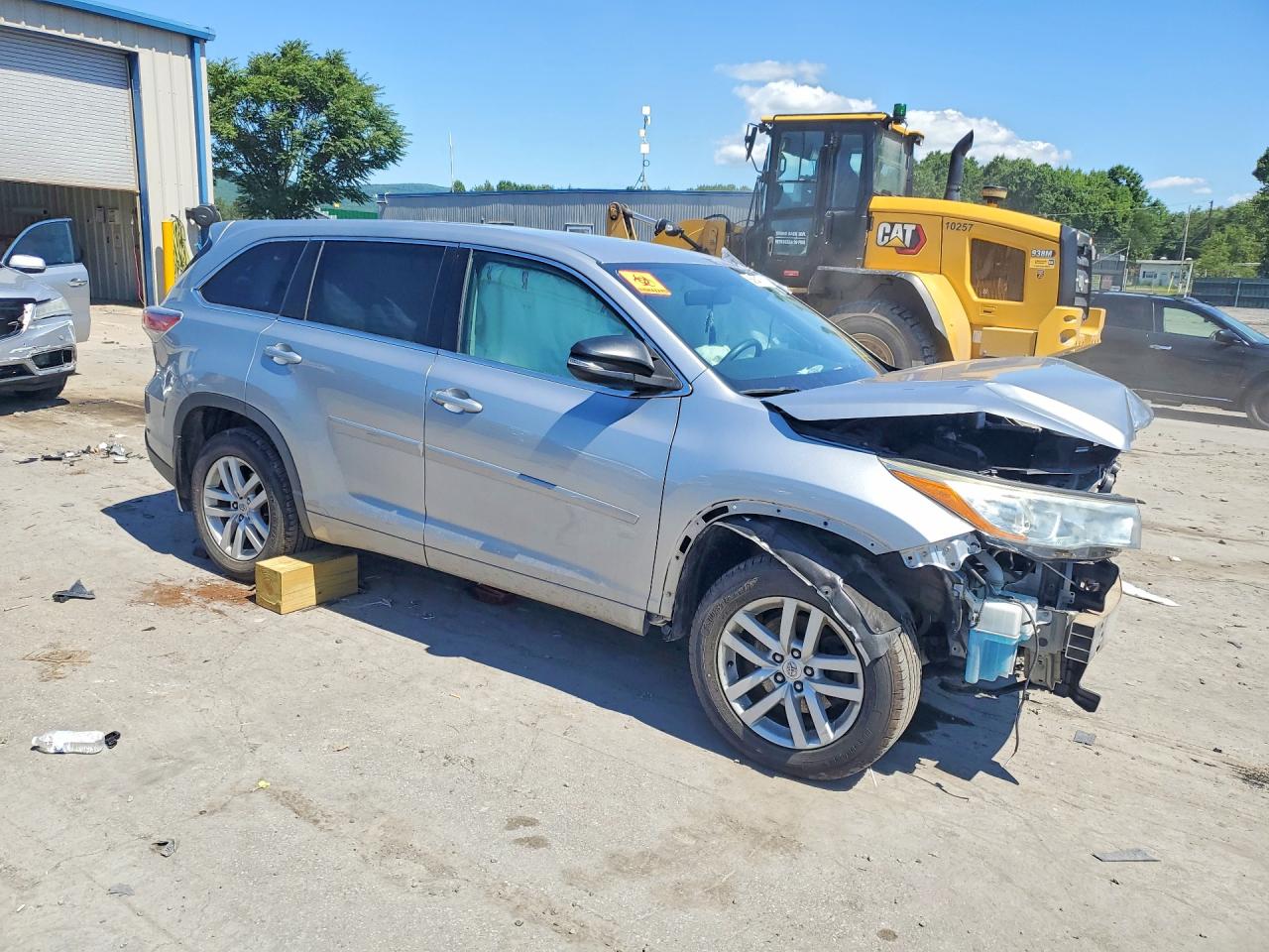 2015 TOYOTA HIGHLANDER LE — снимка 4