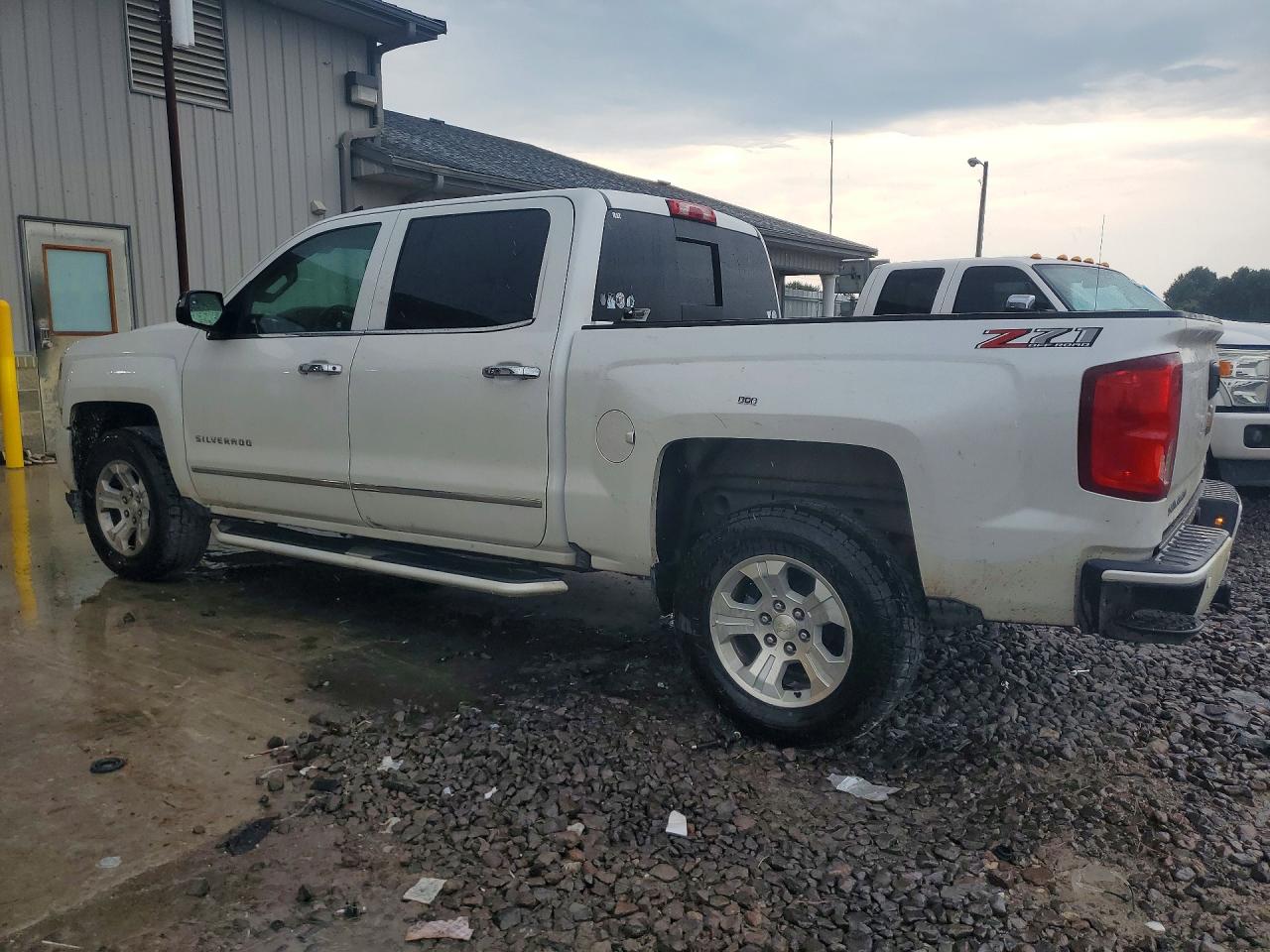 2018 CHEVROLET SILVERADO K1500 LTZ — снимка 2