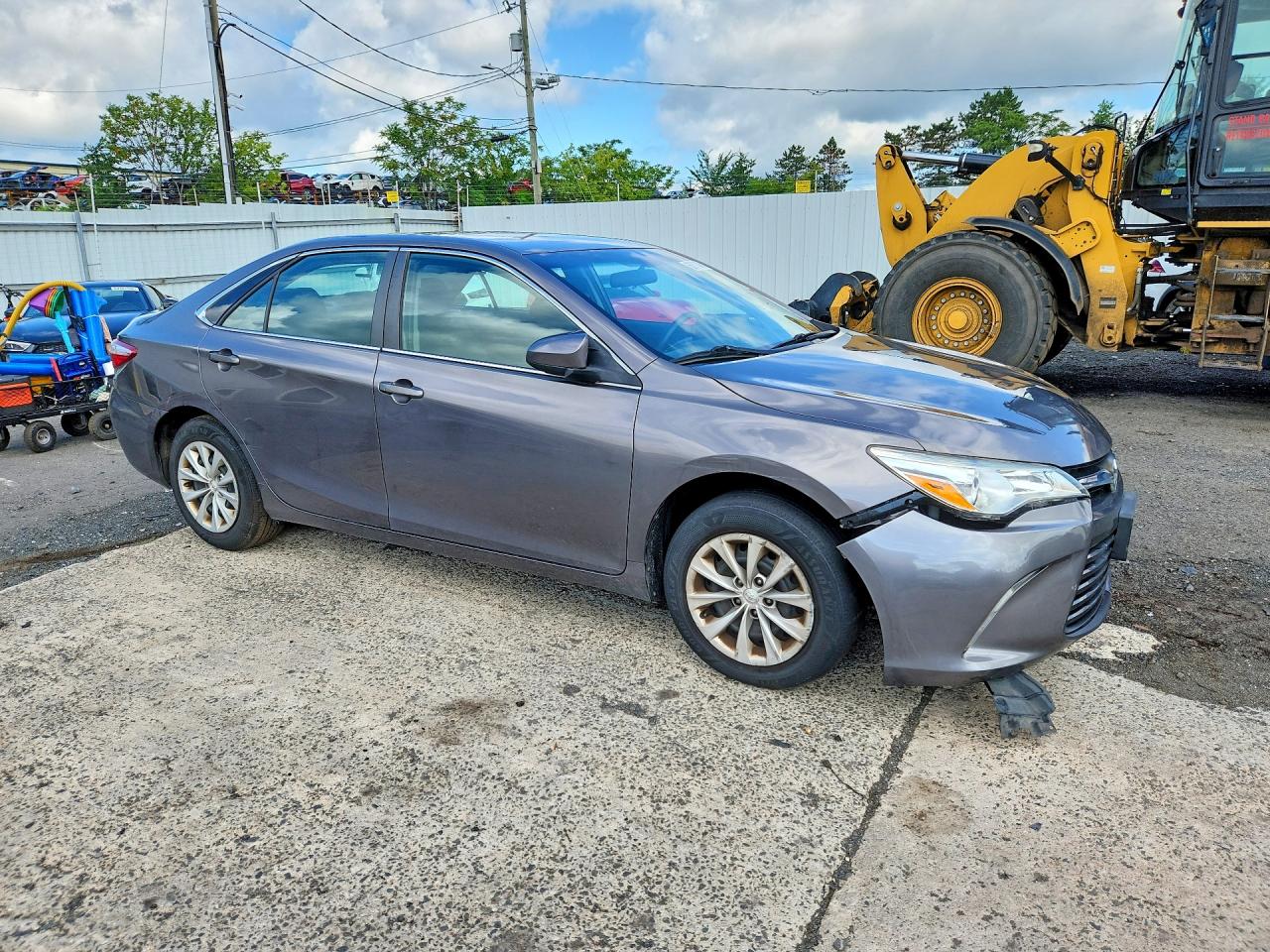 2015 TOYOTA CAMRY LE — снимка 4