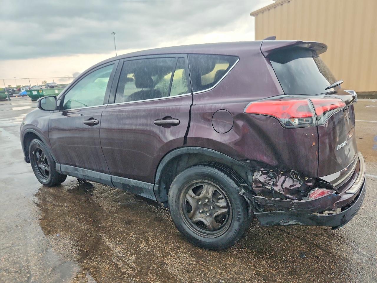 2018 TOYOTA RAV4 LE — снимка 2