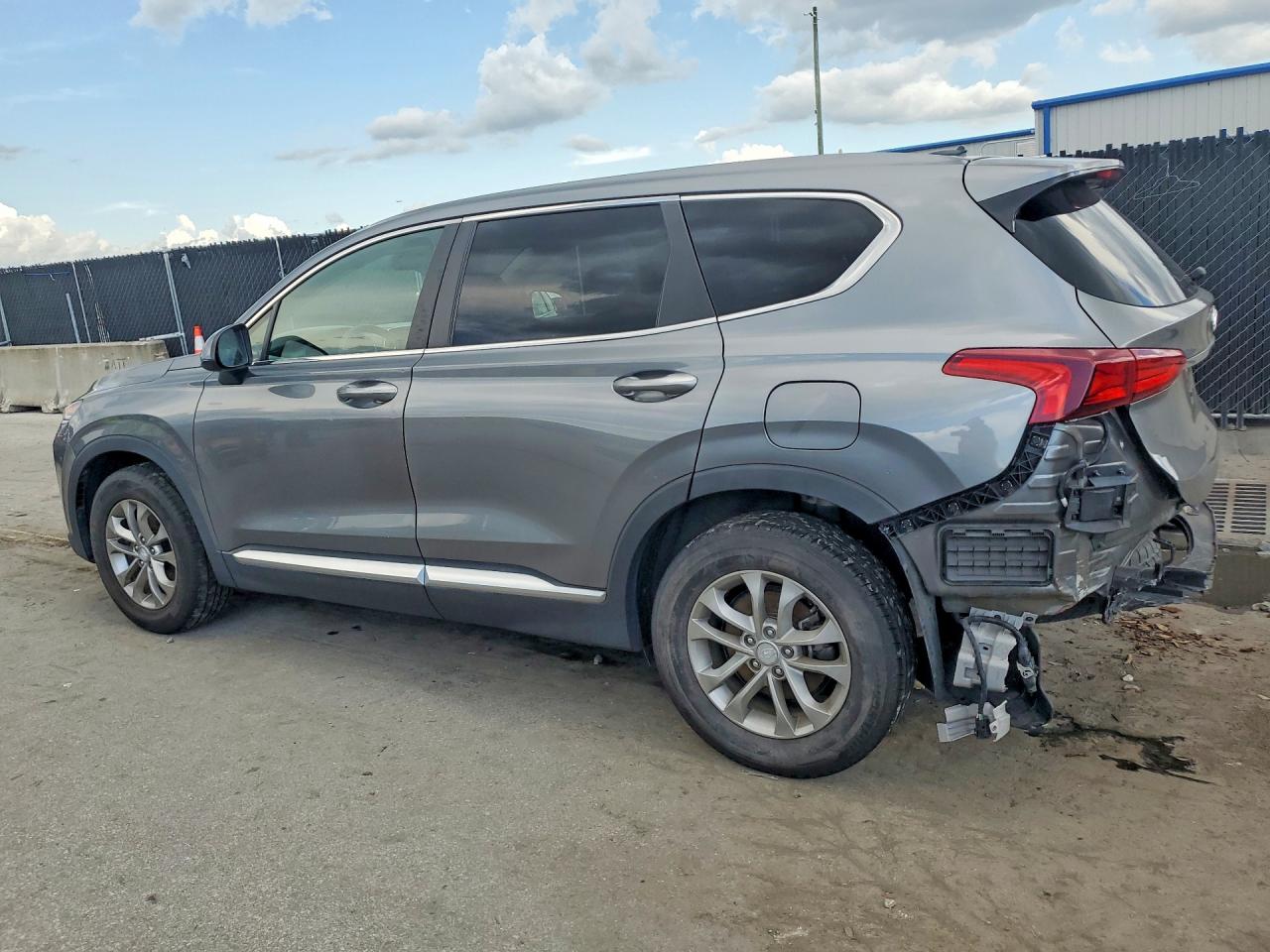 2019 HYUNDAI SANTA FE SE — снимка 2