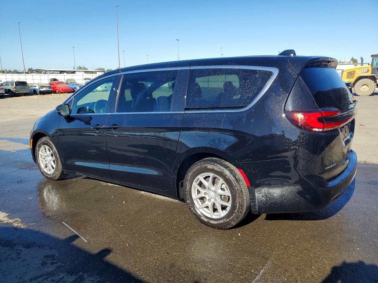 2026 CHRYSLER PACIFICA SELECT — снимка 2