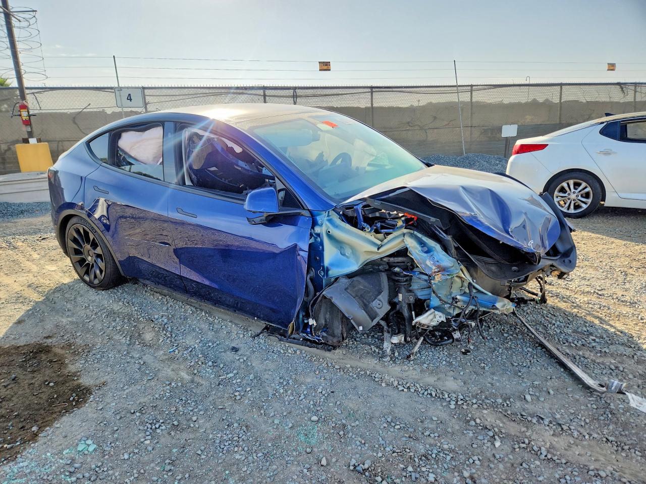 2023 TESLA MODEL Y — снимка 4