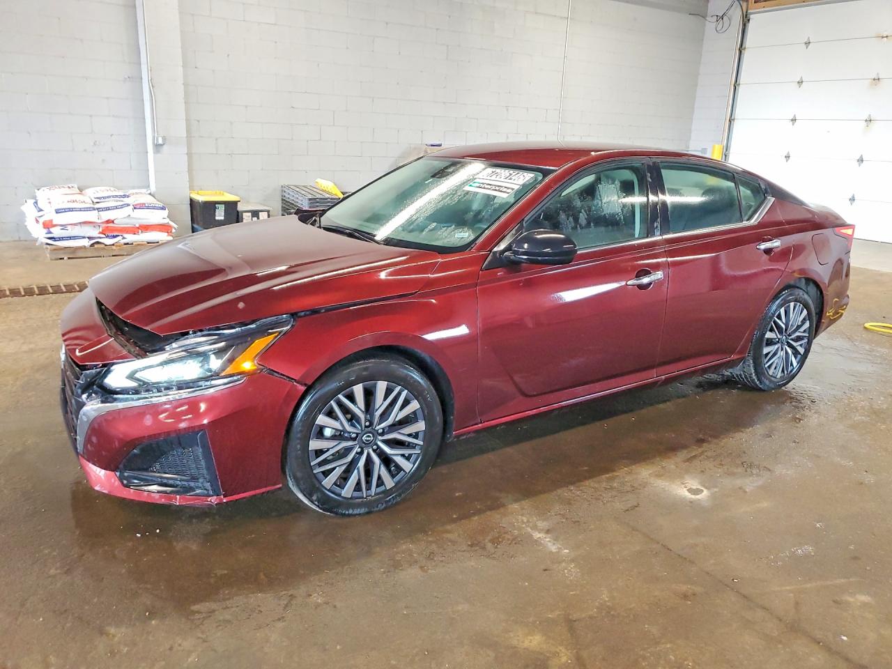 2025 NISSAN ALTIMA SV