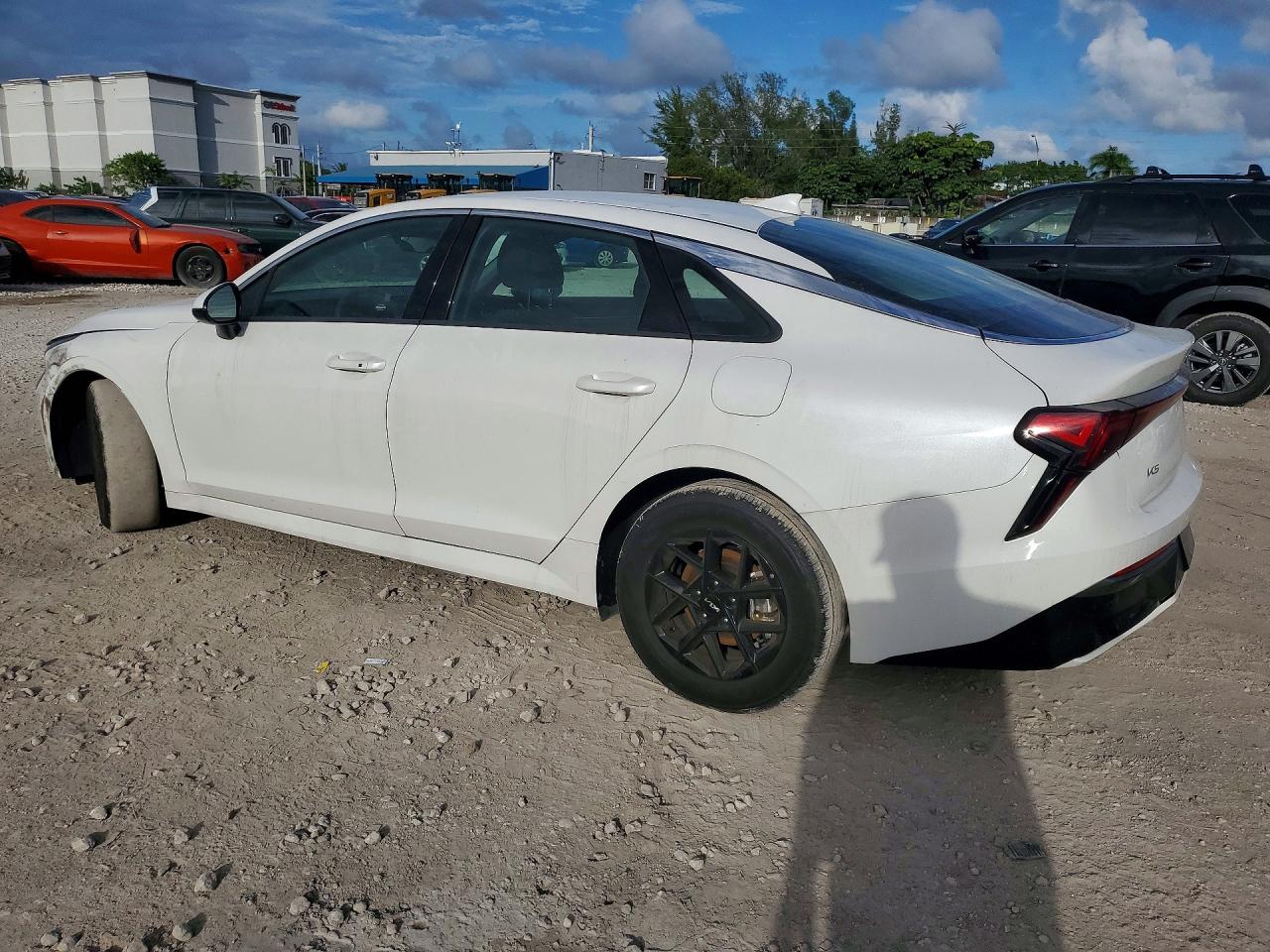 2026 KIA K5 LXS — снимка 2